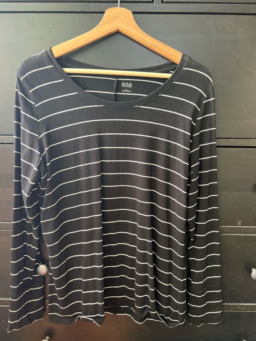 a.n.a Black Striped Long-Sleeve Shirt - Women’s Large